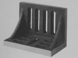 Aufspannwinkel 275x200x150 mmGte 3,m. Spannschlitzen